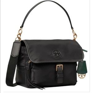 Tory Burch Nylon crossbody😍😍😍😍